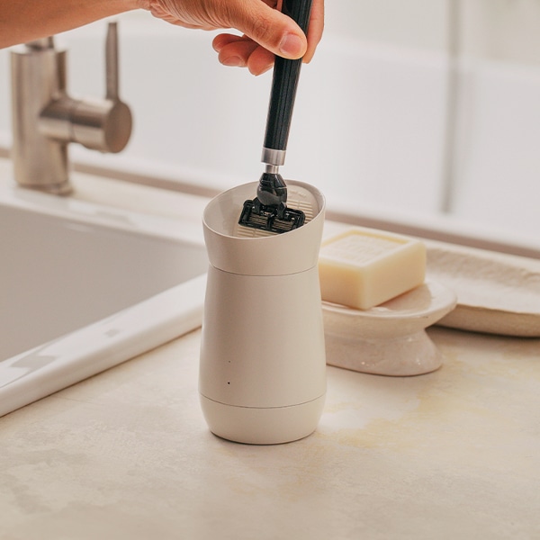 아비튜드 초음파 면도날 세척기 razorvase